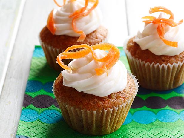 Wheat carrot cup cakes